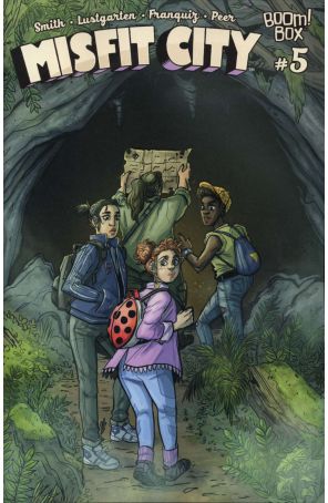 Misfit City 5 published by Boom! with cover art by Naomi Franquiz