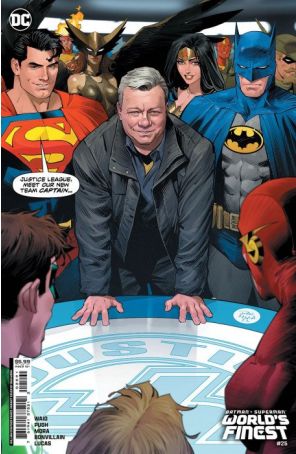 Batman/Superman: World's Finest 25I published by DC with cover art by Dan Mora