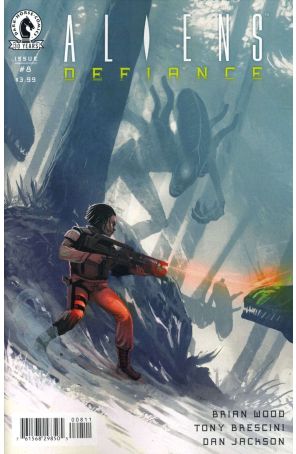 Aliens: Defiance 8 published by Dark Horse with cover art by Massimo Carnevale