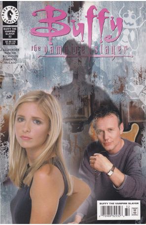 Buffy the Vampire Slayer 32 (Newsstand) published by Dark Horse