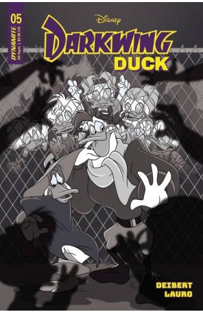 Darkwing Duck (Dynamite) 5V published by Dynamite with cover art by Trish Forstner