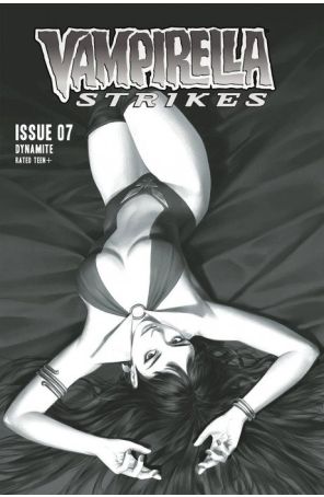 Vampirella Strikes (3rd Series) 7Q published by Dynamite with cover art by Junggeun Yoon